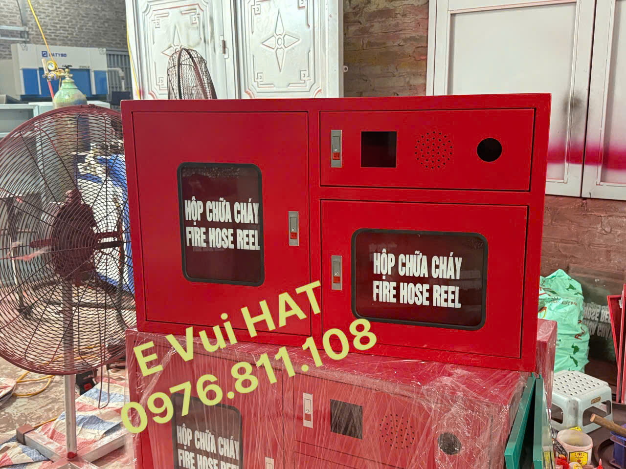 z7045636423759_ba6db99f62c04a9fd63bff6db6179bb3